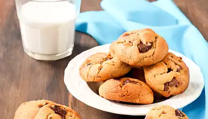 Gluten Free Peanut Butter Chocolate Chip Cookies