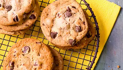 Coral Chocolate Chip Cookies