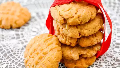 4 Ingredient PB Cookies