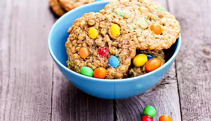 Holiday Oatmeal Chocolate Chip Cookies