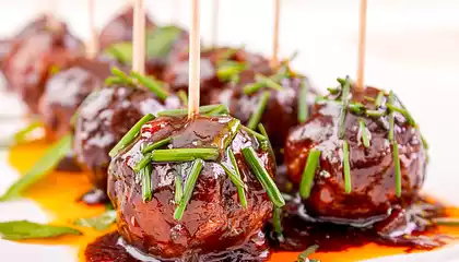 Yummy Lion's Head Meatballs