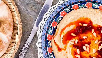 Hummus Bi Tahini (Chick Pea and Sesame Puree)