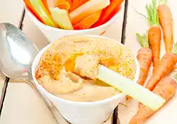 Simple Hummus