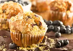 Applesauce-Blueberry Muffins