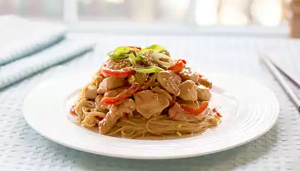 Capelli D'Angelo with Thai Chicken