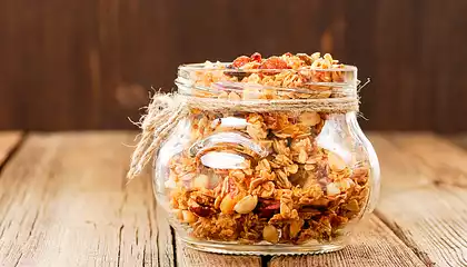 Chunky Date, Coconut and Almond Granola