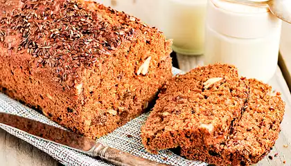 Applesauce Cake (Dried Apples)