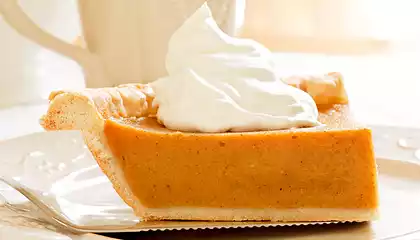 Do-Ahead Pumpkin Chiffon Pie