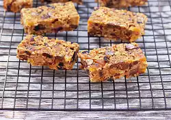 Apricot-Walnut Cereal Bars