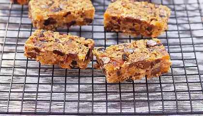 Apricot-Walnut Cereal Bars