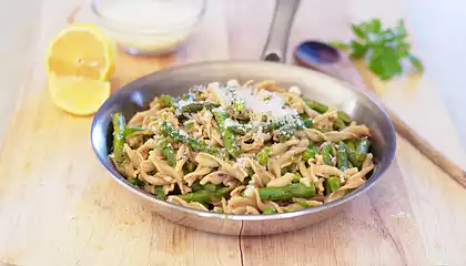 Pasta with Spring Asparagus and Peas