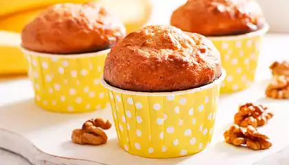 Banana Whole Wheat Walnut Muffins