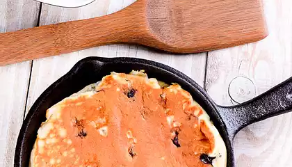 Fluffy Blueberry Buttermilk Pancakes