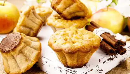 Moist Applesauce Muffins