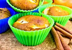 Reduced-Fat Apple Muffins