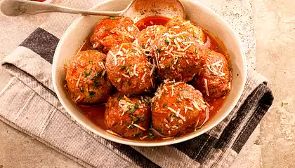 Papoutsakia with Meatballs