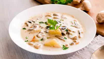 Mom's Potato-Mushroom Soup