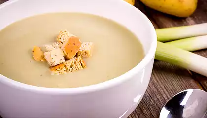 Mom's Potato-Leek Soup