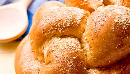 Christmas Cardamom Bread