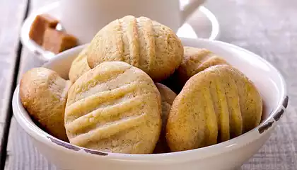 Best Peanut Butter and Banana Cookies