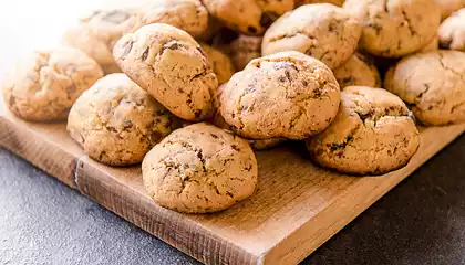 Chocolate Pieces Oatmeal Peanut Cookies