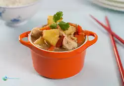 Crockpot Chicken Stew with Pepper and Pineapple