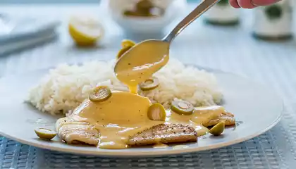 Baked Sole with Lemon Sauce