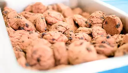 Chocolate Raisin Poppyseed Cookies