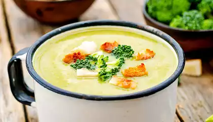 Very Cheesy Cream of Broccoli Soup