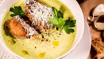 Hearty and Silky Broccoli Soup