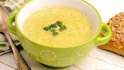 Vegan Cream of Broccoli Soup