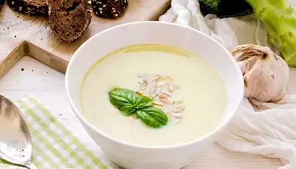 Creamy Broccoli Cheese Soup