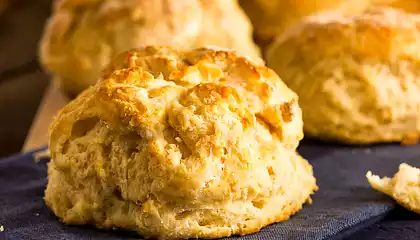 Annie Mae Jones' Buttermilk Biscuits