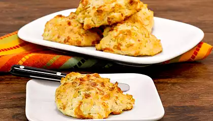 Cheesy Cheddar Biscuits