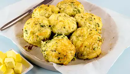 Cheese Garlic-Herb Biscuits