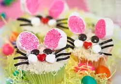 Bunny Face Easter Cupcakes