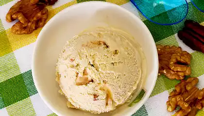Easy Butter Pecan Ice Cream