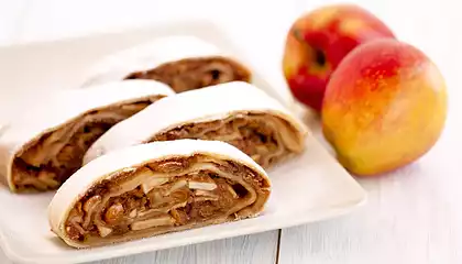 Master Chef Apple Strudel