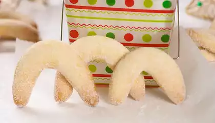 Christmas Viennese Crescent Cookies