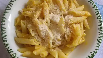 Pasta Penne with Pumpkin Sauce