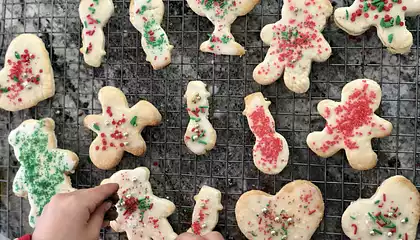 Easy Christmas Cutout Cookies