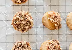 Caramel Nut Acorn Cookies