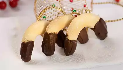 Christmas Chocolate Viennese Crescent Cookies