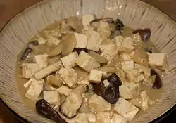 Chinese Braised Mushrooms and Tofu