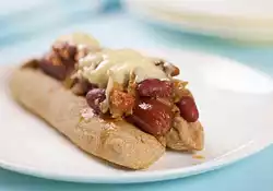 Easy Delicious Chili Dogs