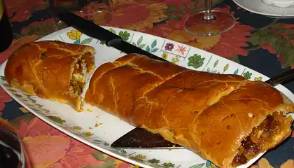 Moist Walnut and Raisin Strudel