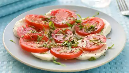 Mozzarella Tomato & Basil Salad
