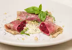 Ravioli Bundles of Roasted Beets with Roasted Garlic Sauce