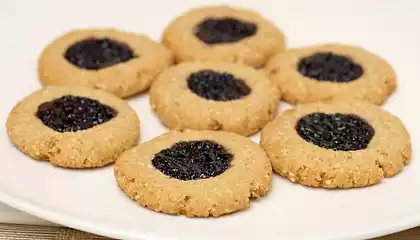 Low-fat Blueberry Chocolate Thumbprint Cookies