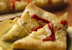 Baby Brie® Caramelized Pepper and Onion Pizza Recipe
